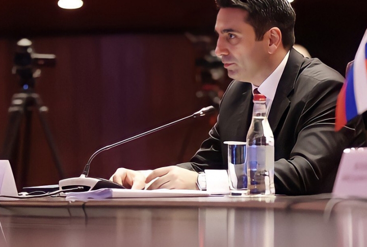 Армения не дождалась должной реакции ОДКБ, заявил Ален Симонян