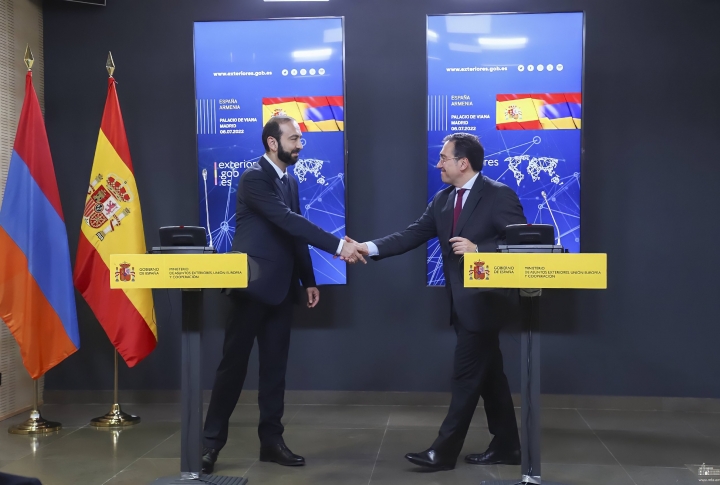 Глава МИД РА: запуск армянского спутника –  пример успешного армяно-испанского сотрудничества