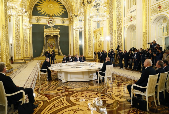 Состоялась встреча глав Армении, России и Азербайджана в Москве