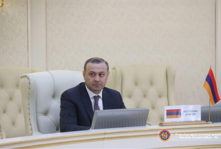 Армен Григорян обвинил Азербайджан в попытках провалить выполнение достигнутых ранее договоренностей